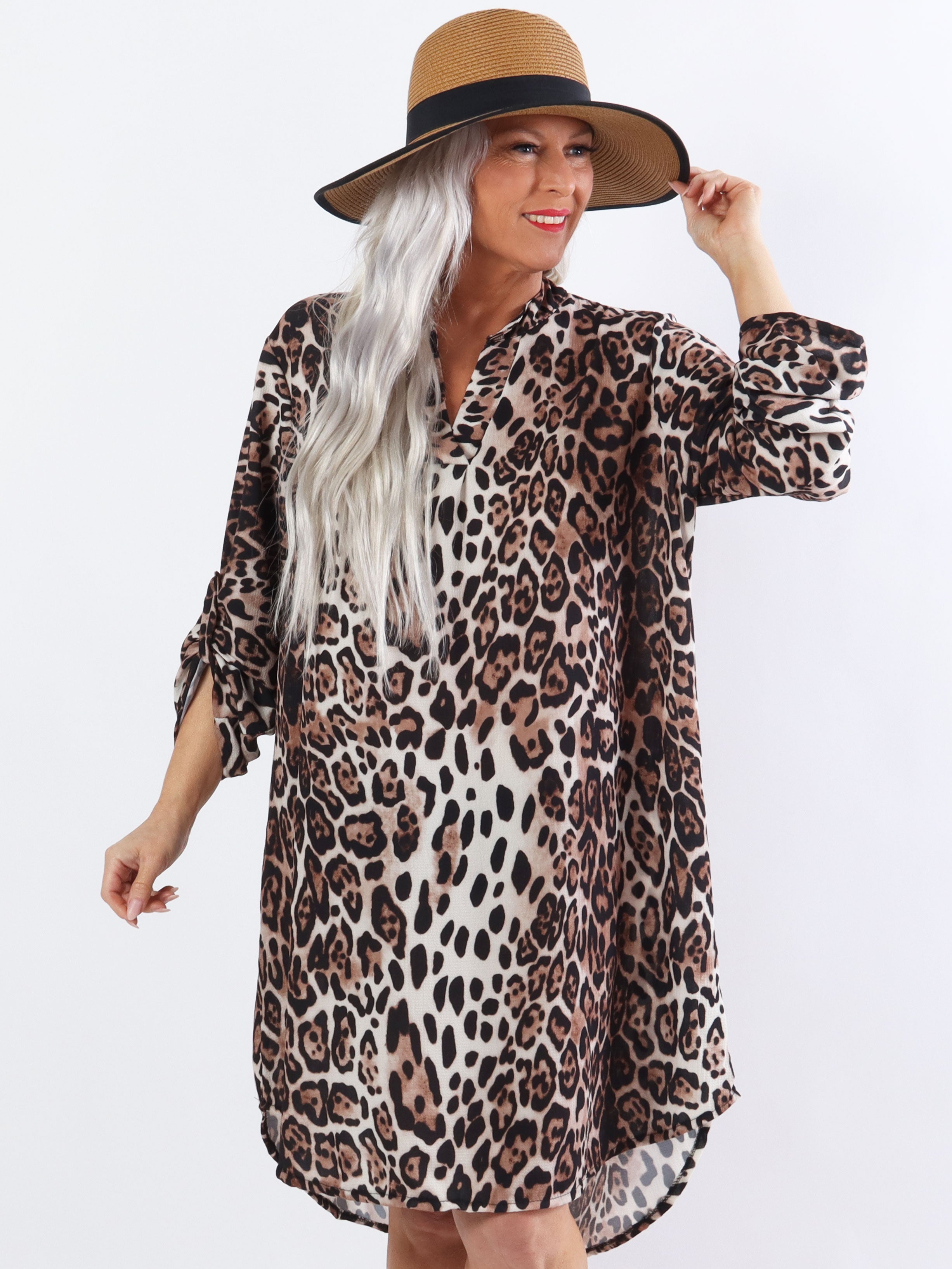 Vanesa Dress Animal - Let og luftig plus size kjole i dyreprint