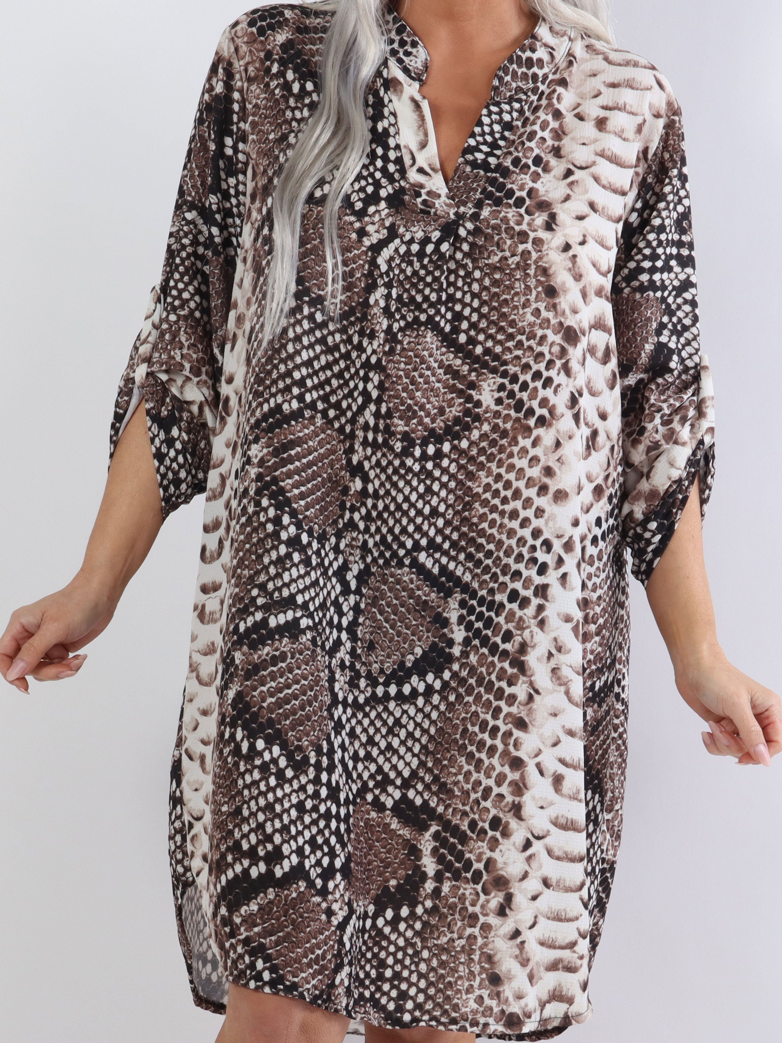 Vanesa Dress Animal - Let og luftig plus size kjole i dyreprint