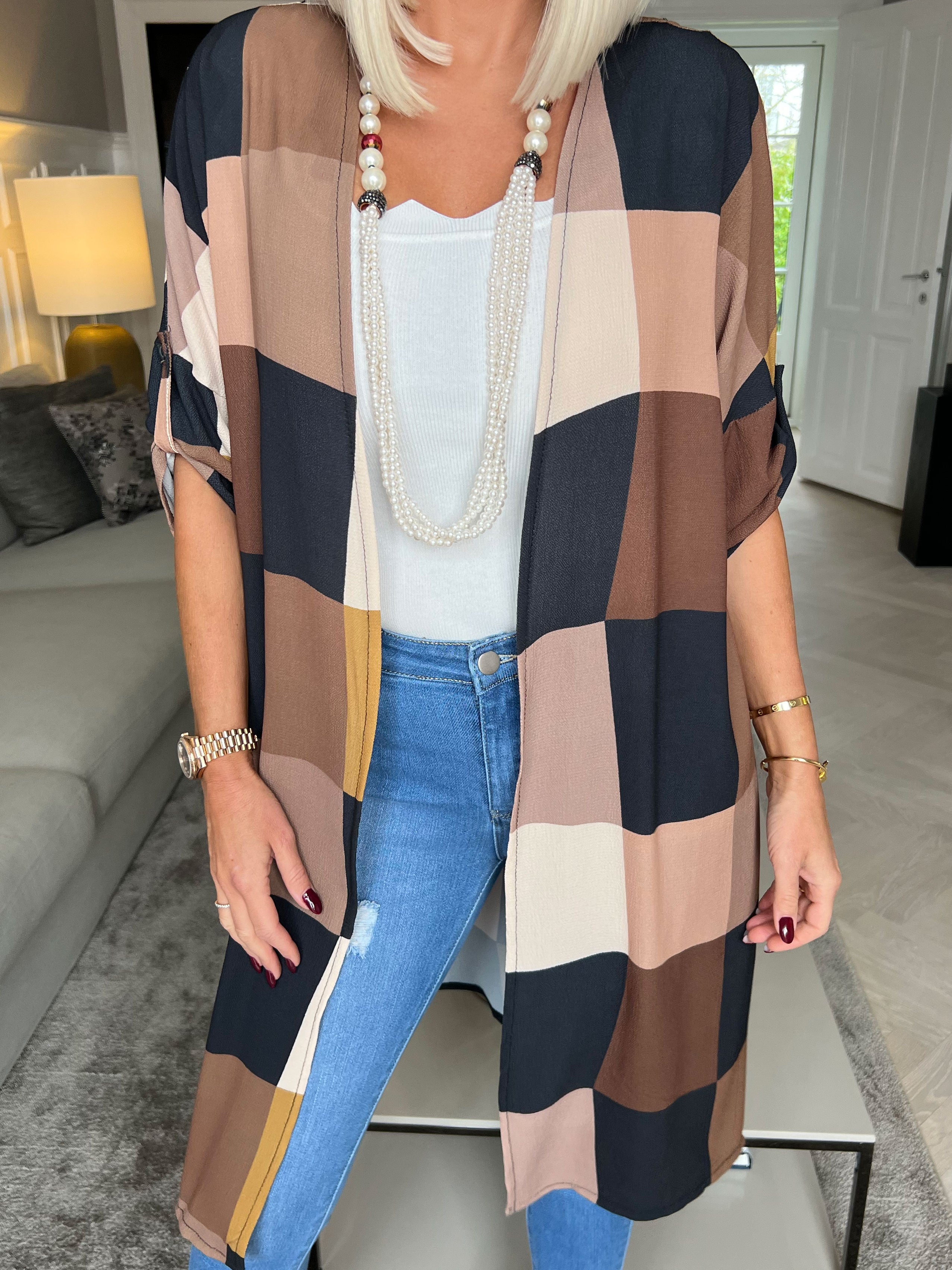 Vanesa Kimono - Sød kimono i viskose med tern