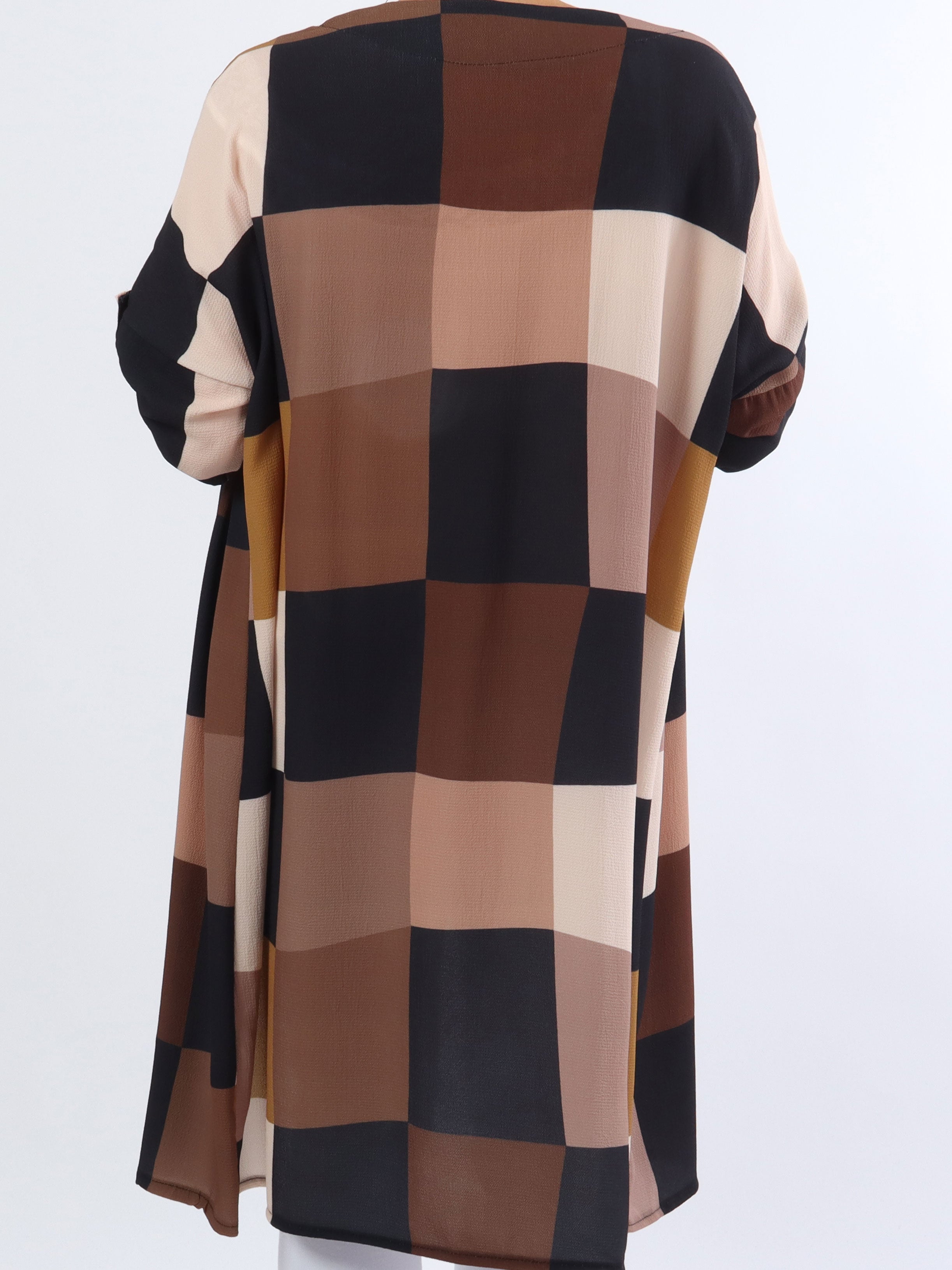 Vanesa Kimono - Sød plus size kimono i viskose med tern