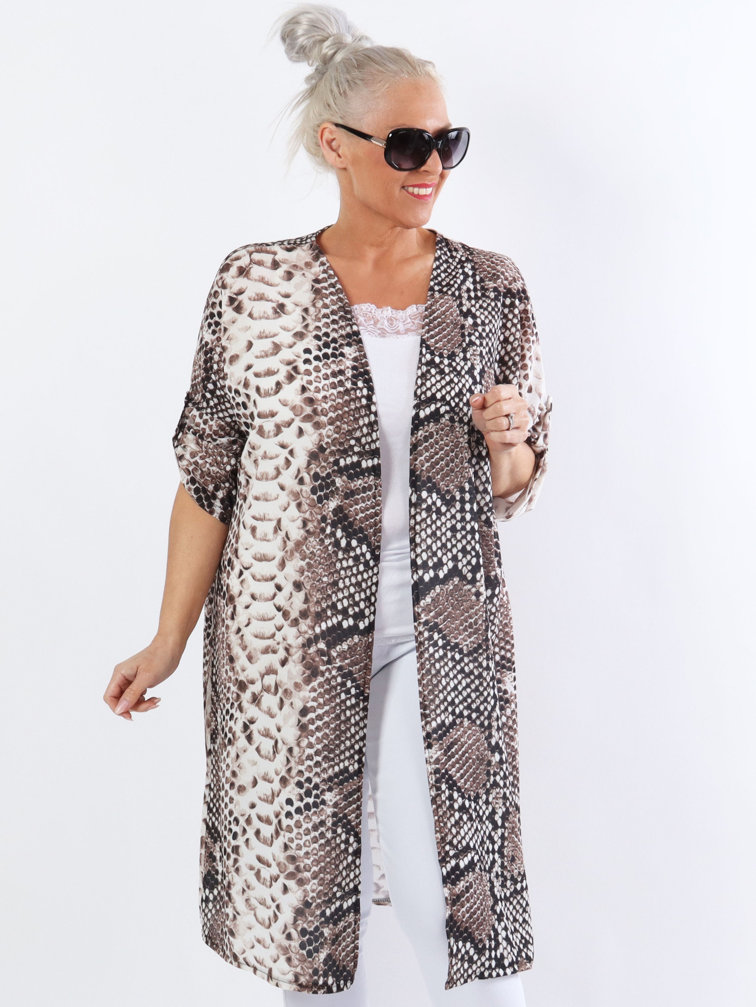 Vanesa Animal Kimono - Sød plus size kimono med dyreprint