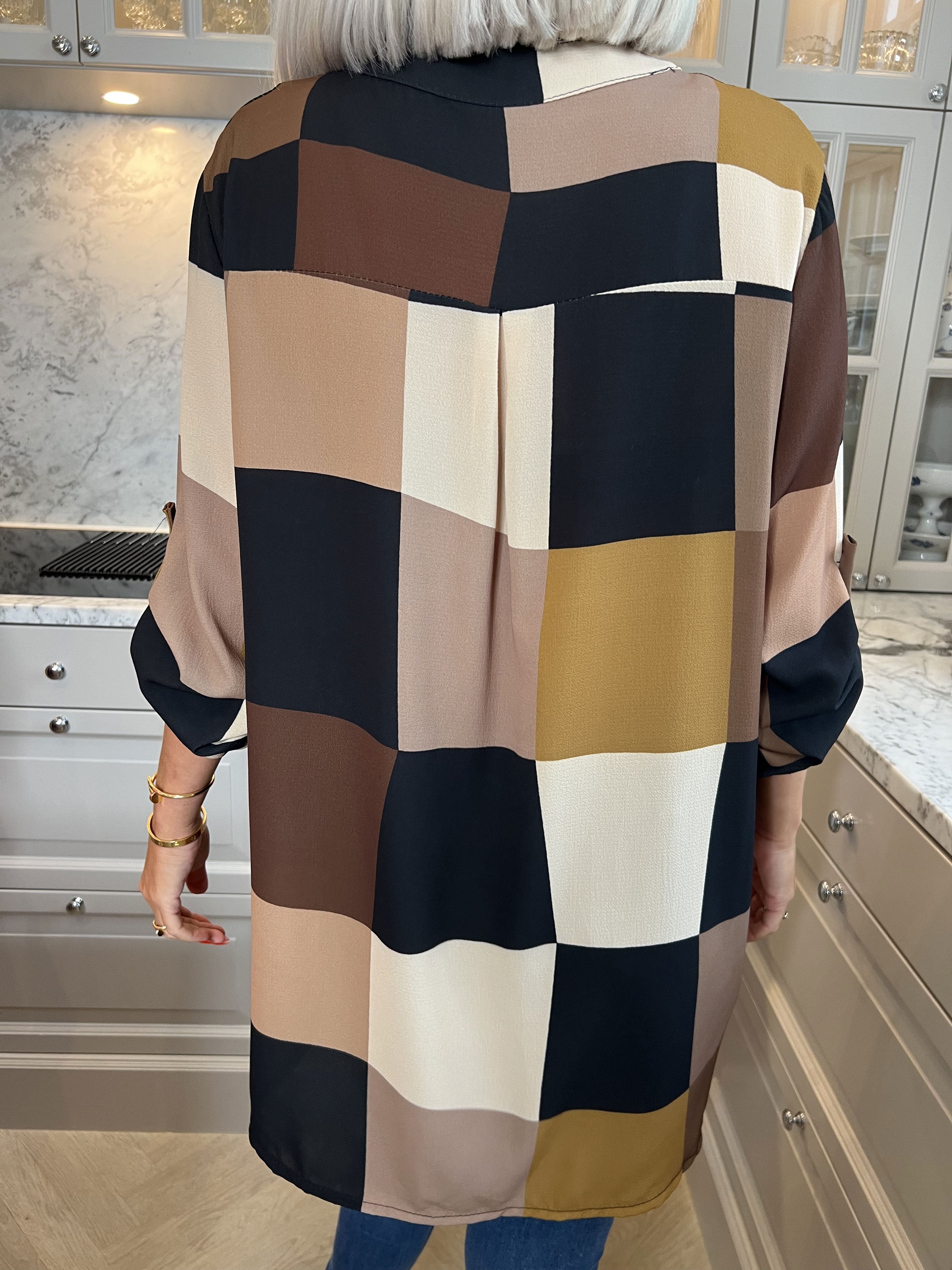 Vanesa - Lang ternet flerfarvet tunika