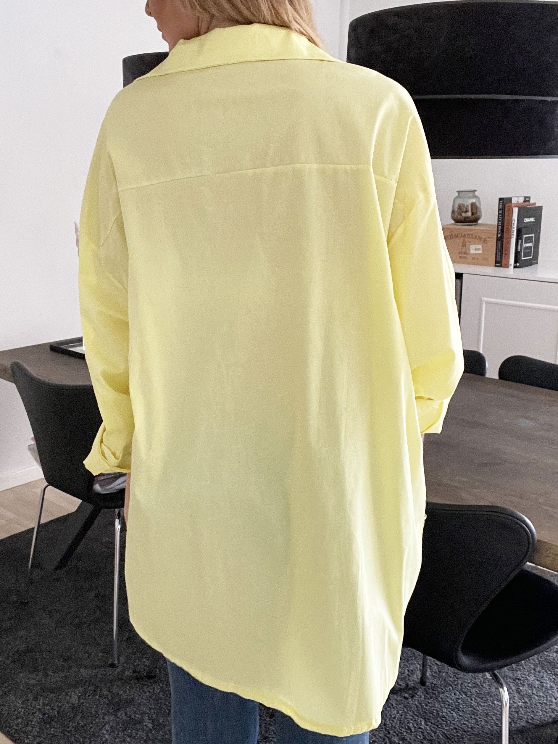 Verona - Oversized skjorte med stor lomme