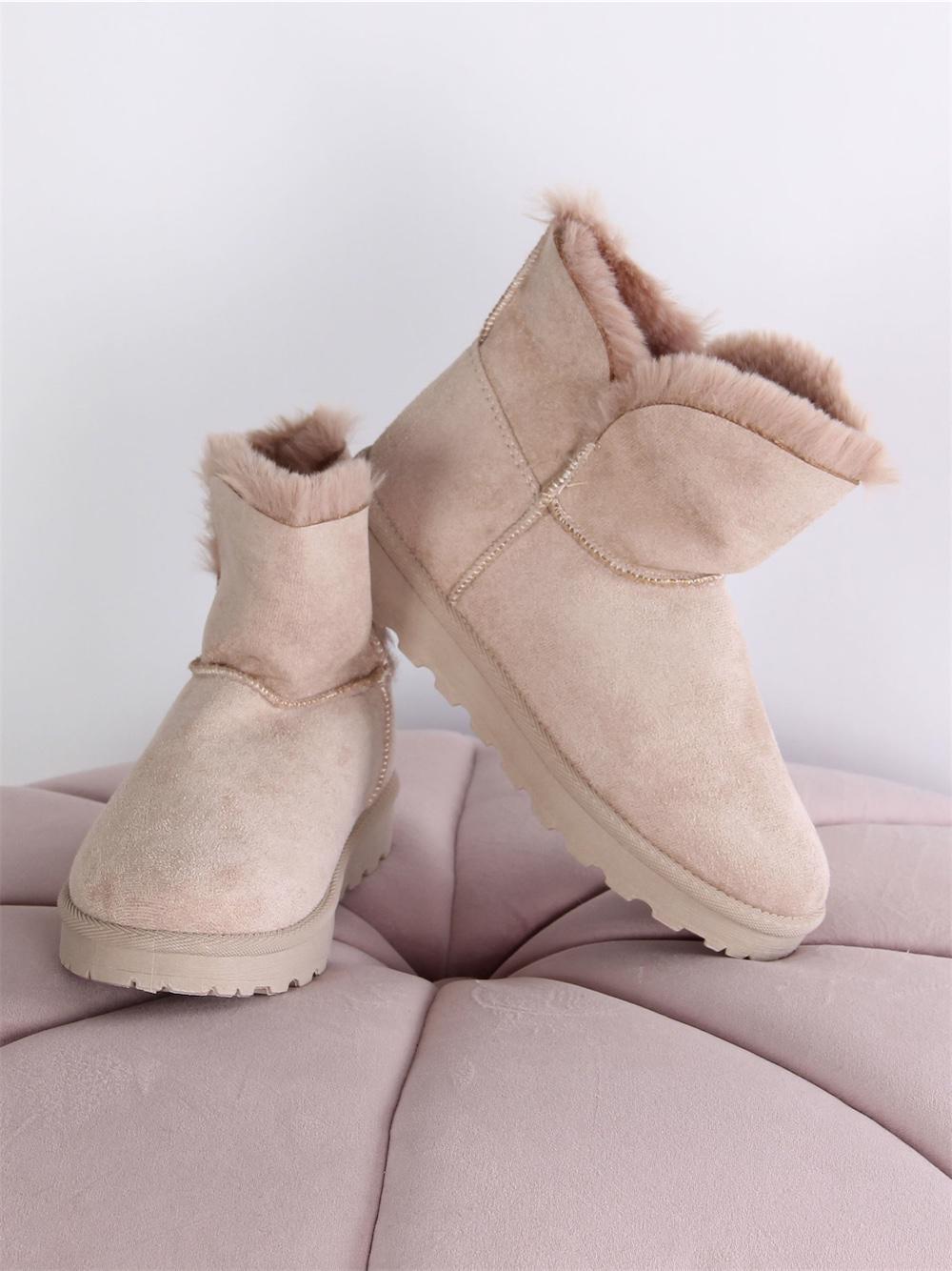 Veronika - Beigefarvet bamsestøvle med blødt fake fur for