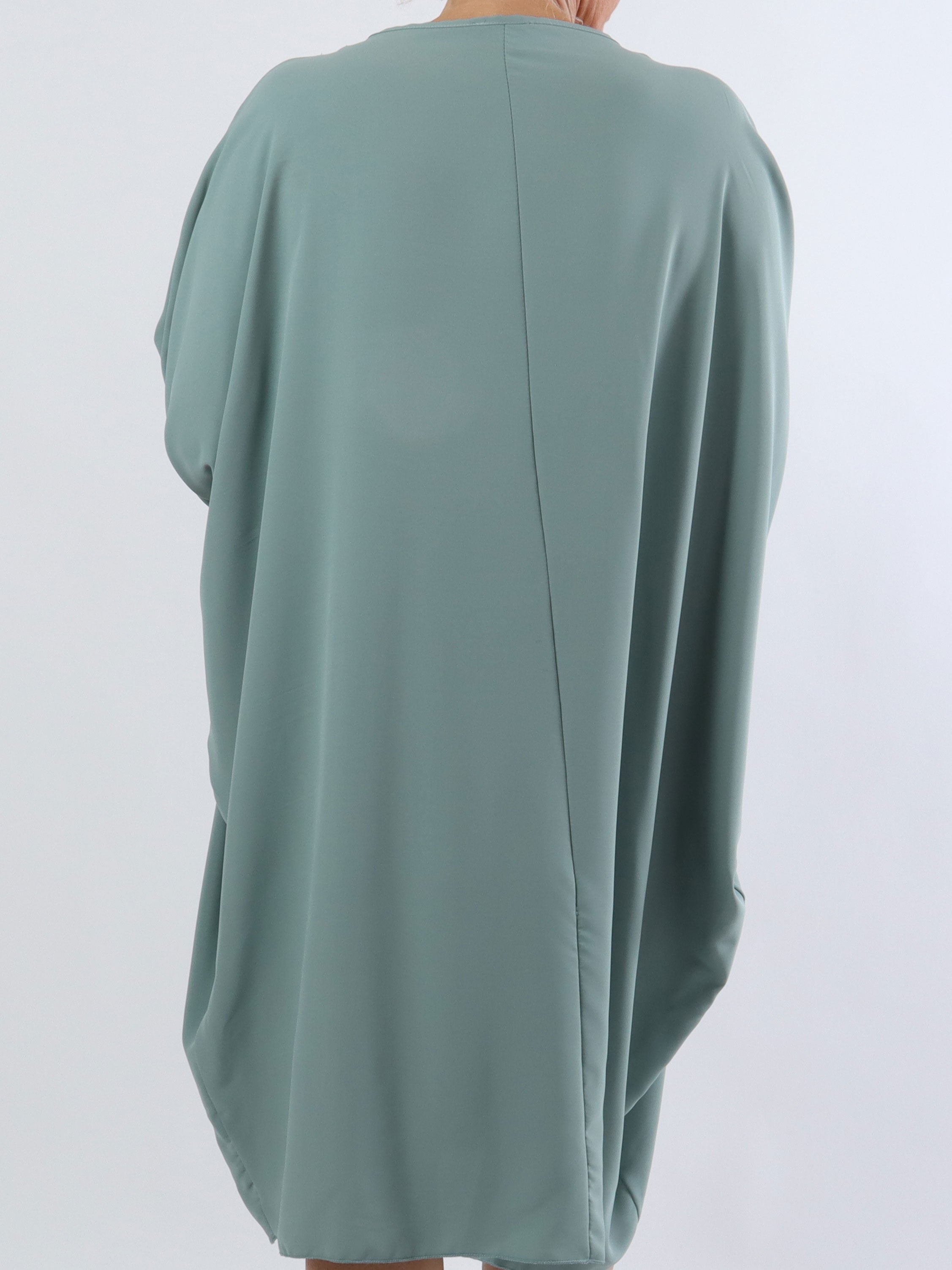 Viola - Plus size tunika med fin udskæring