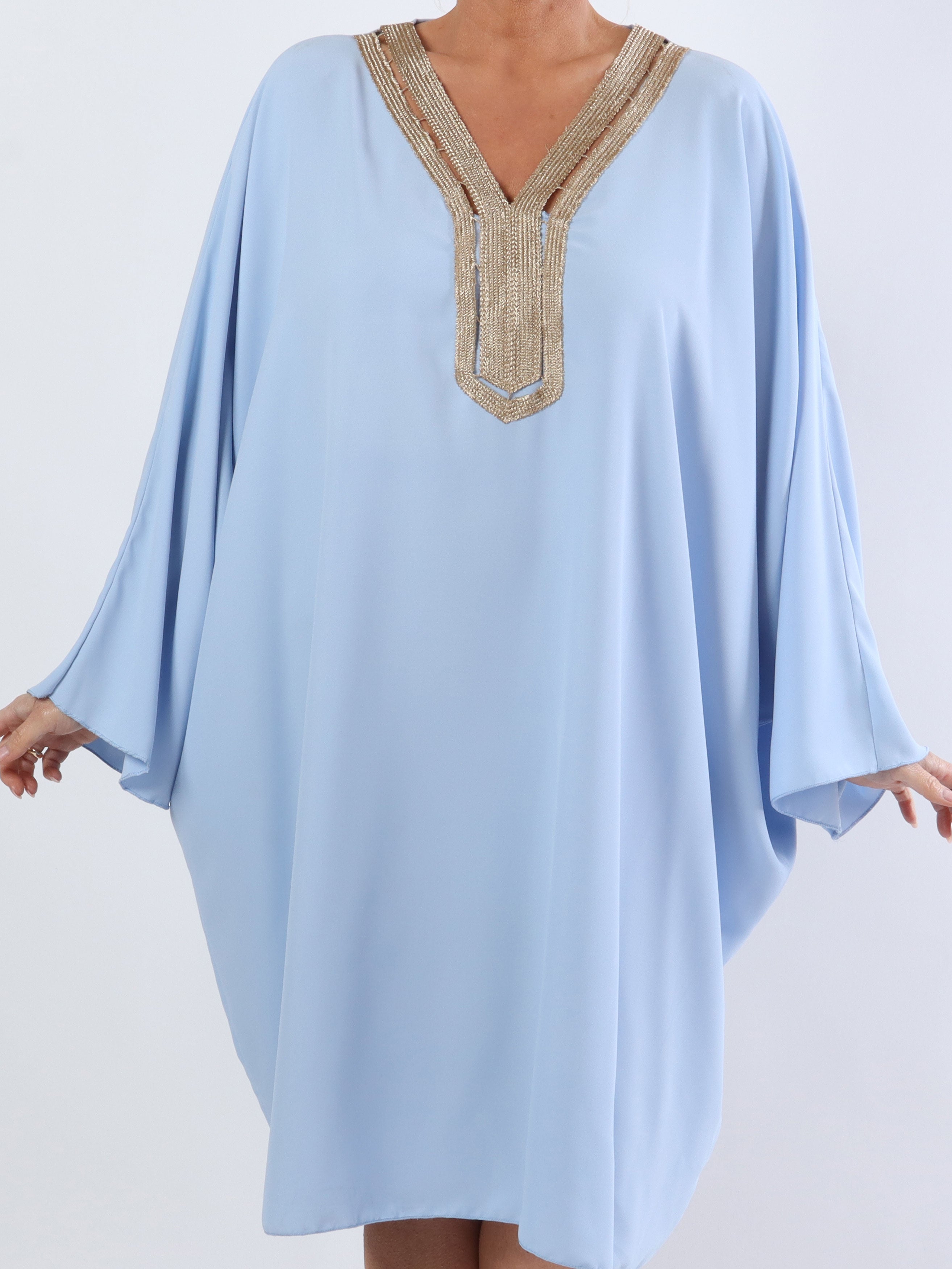 Viola - Plus size tunika med fin udskæring