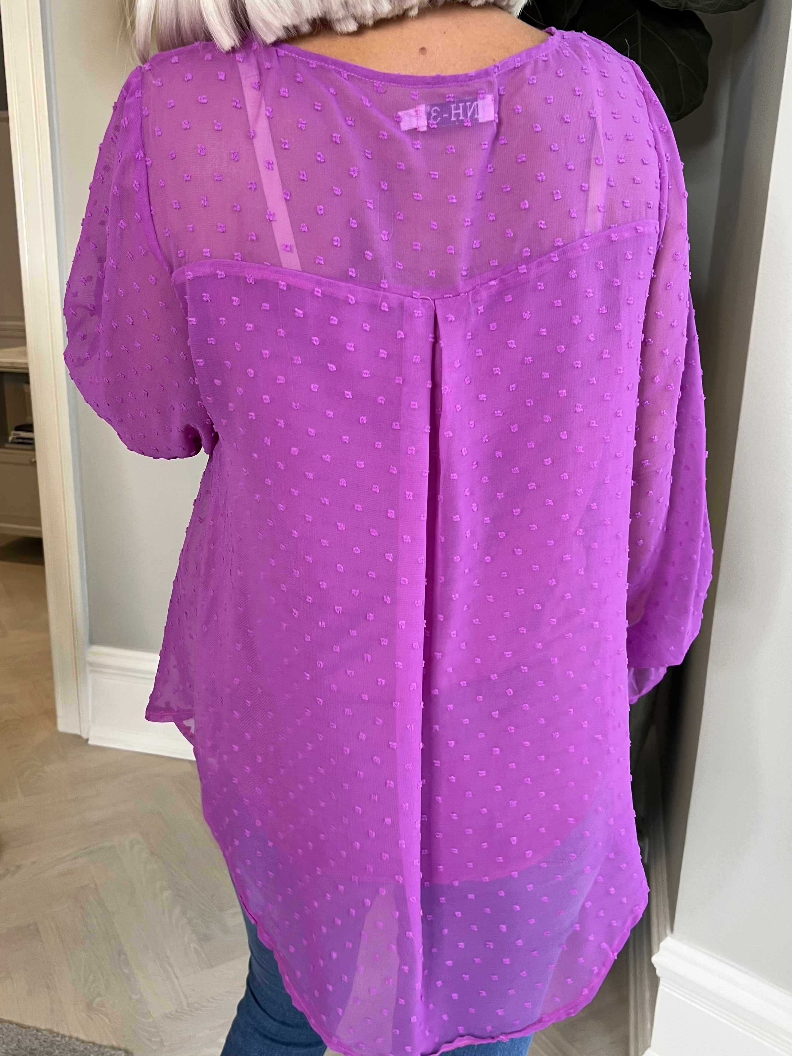 Vittoria - Sød tunika med broderinger og prikket stof