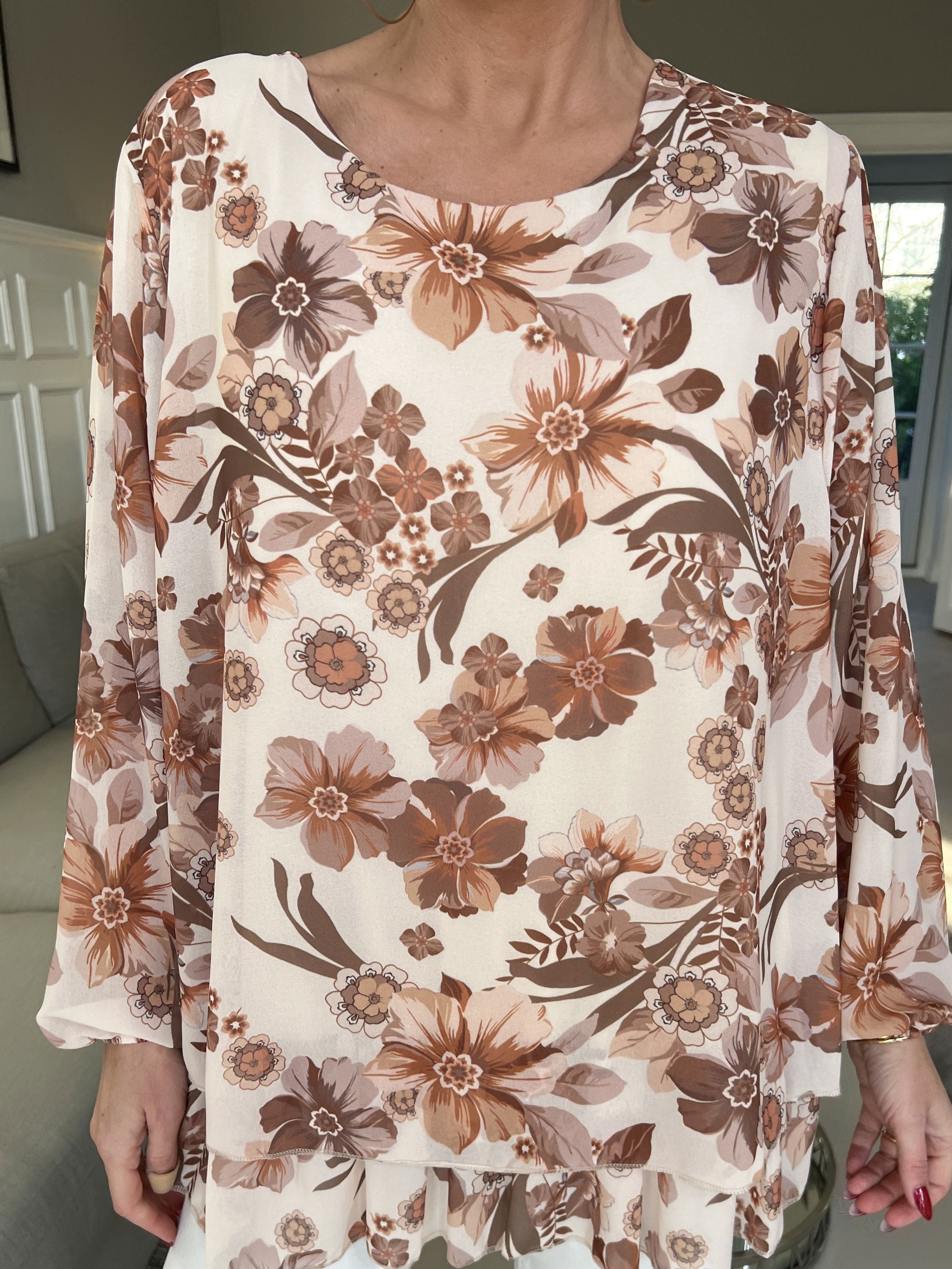 Wicky - Sød tunika i chiffon med blomstermotiver