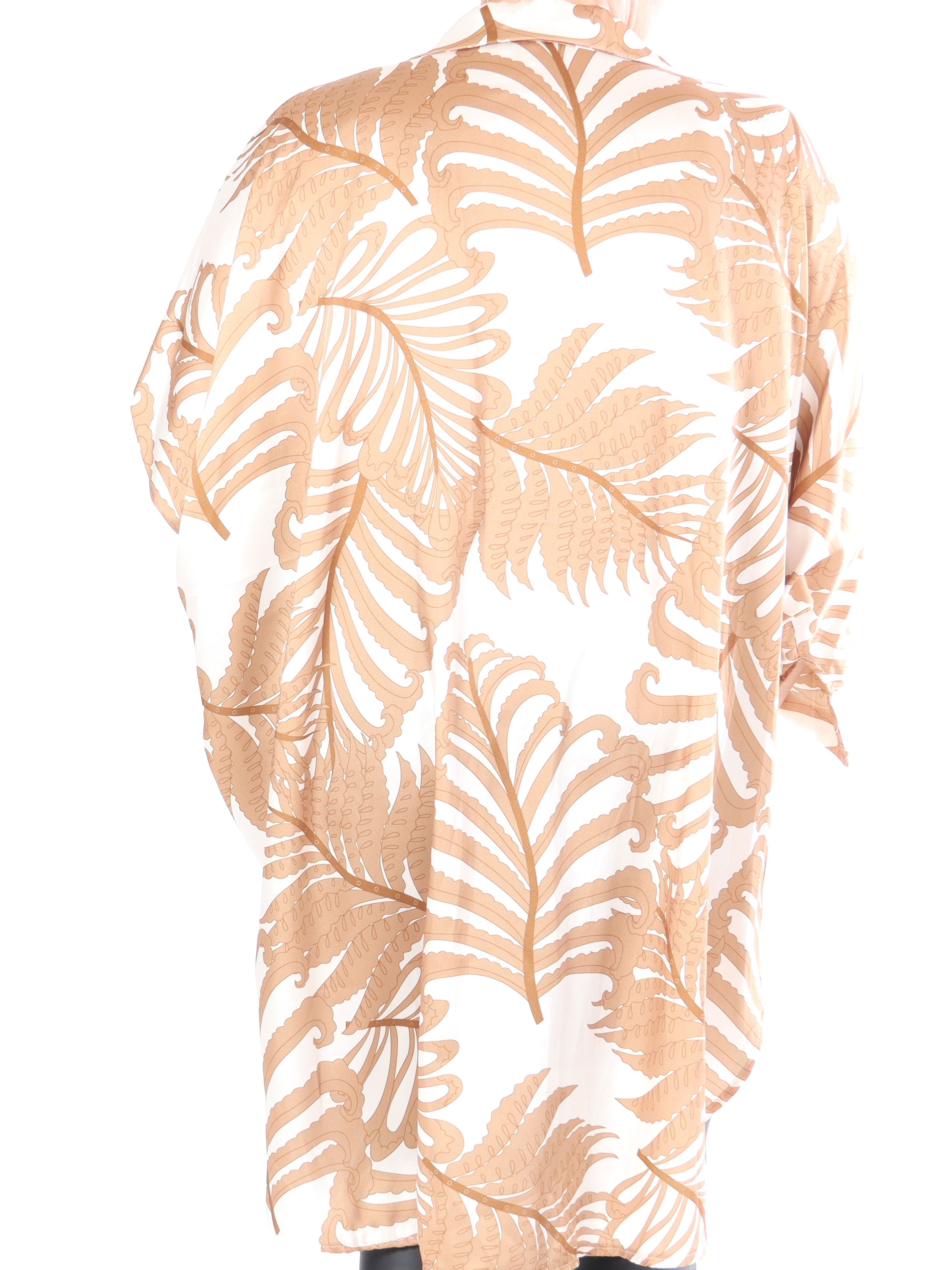 Wilma - Plus size skjortekjole i silkelook med mønster