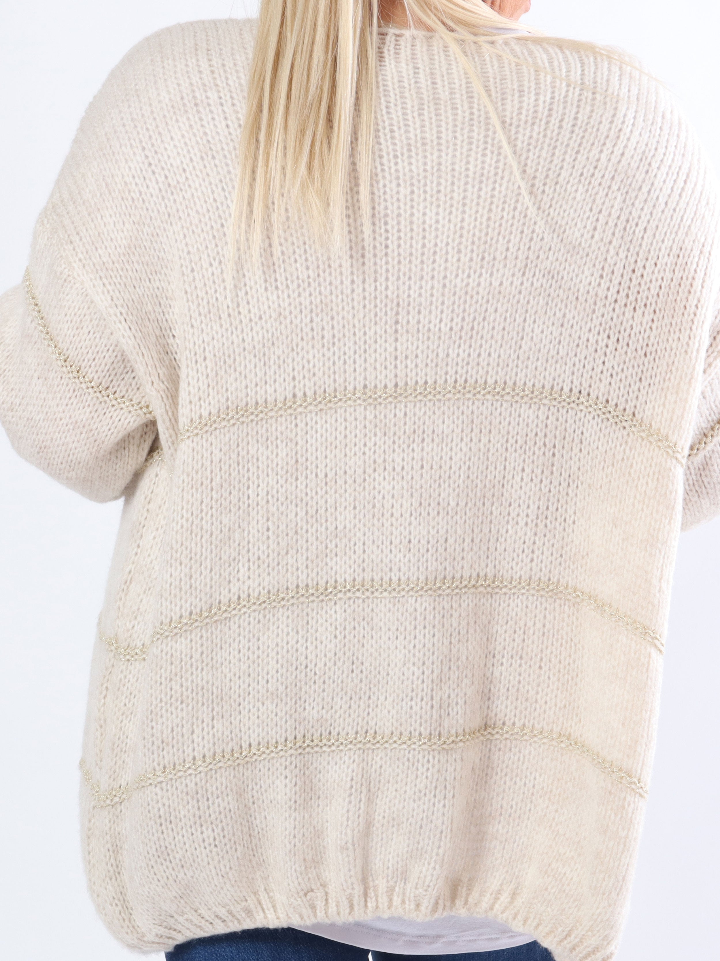 Yanira - Strikket plus size cardigan med guldstriber