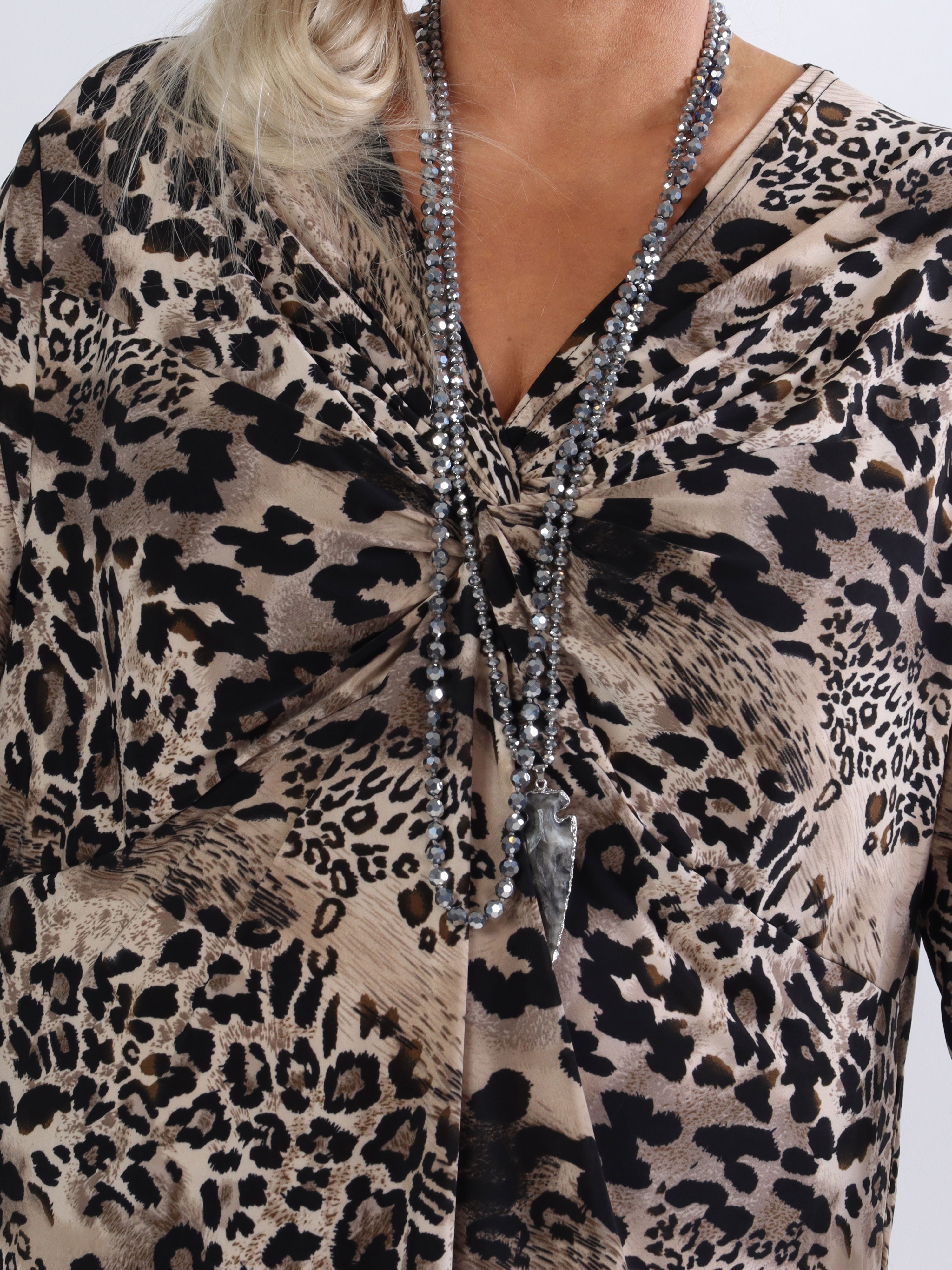 Zaida - Elastisk plus size kjole med knude ved brystet