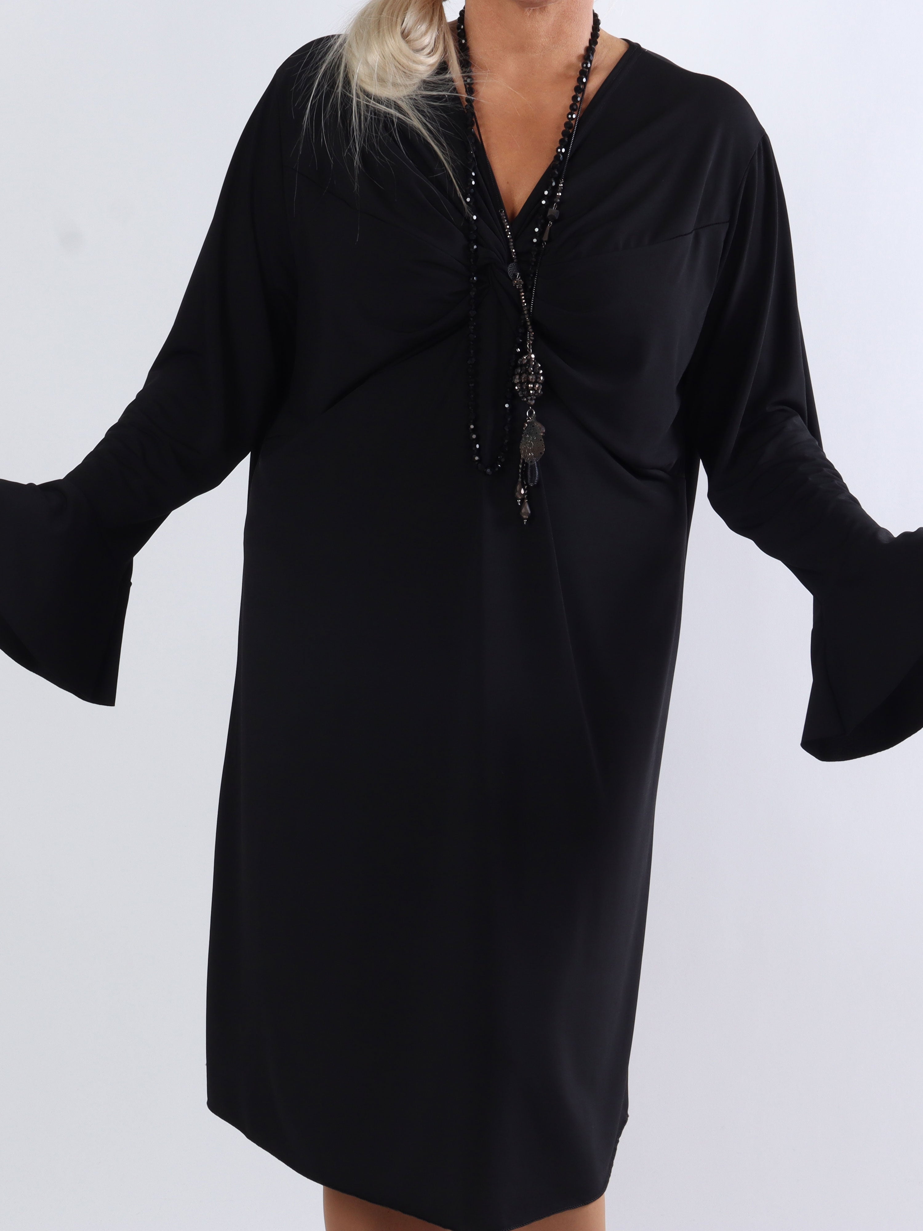 Zaida - Elastisk plus size kjole med knude ved brystet