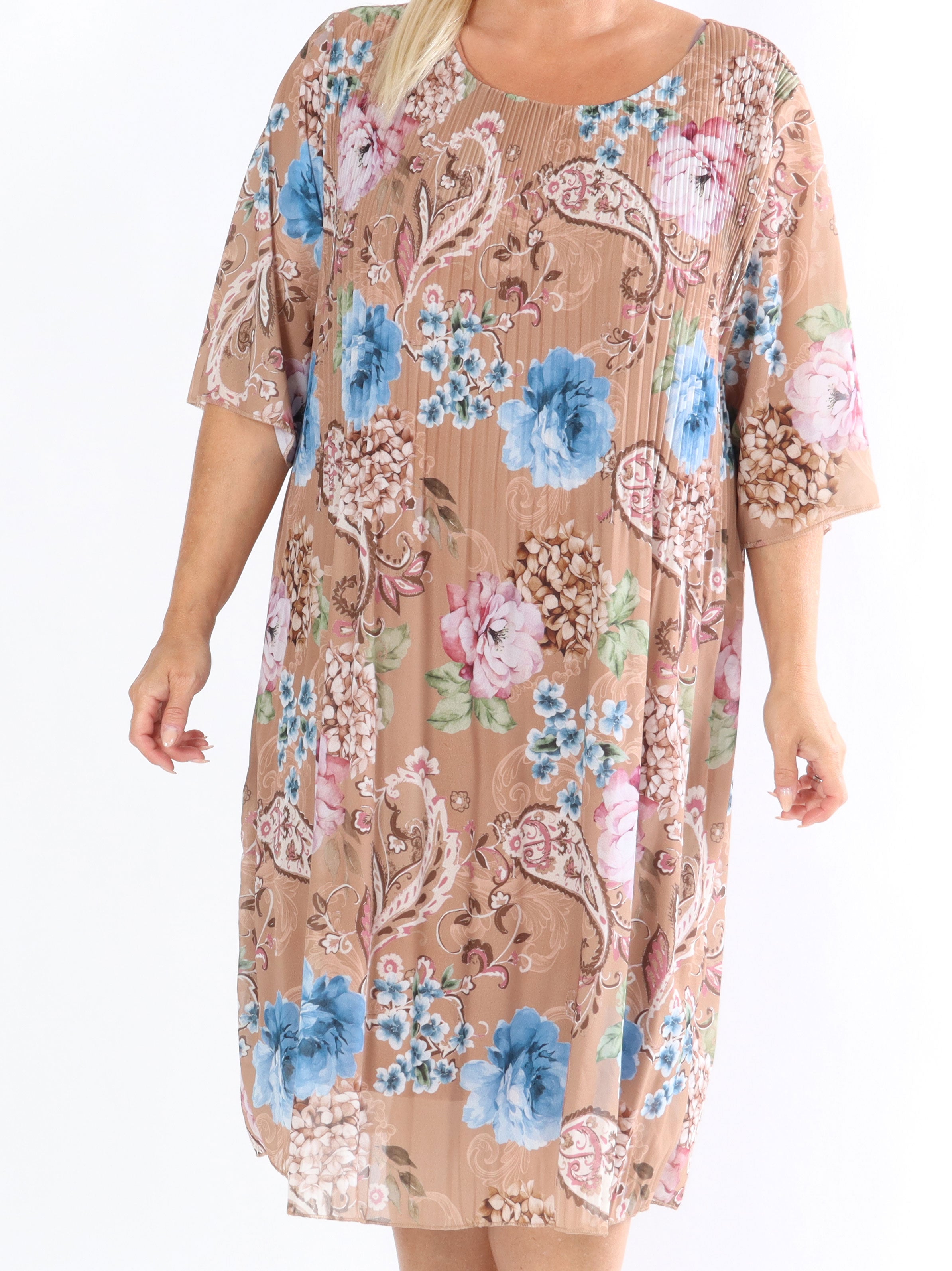 Zion Flower - Plisseret kjole med blomsterprint