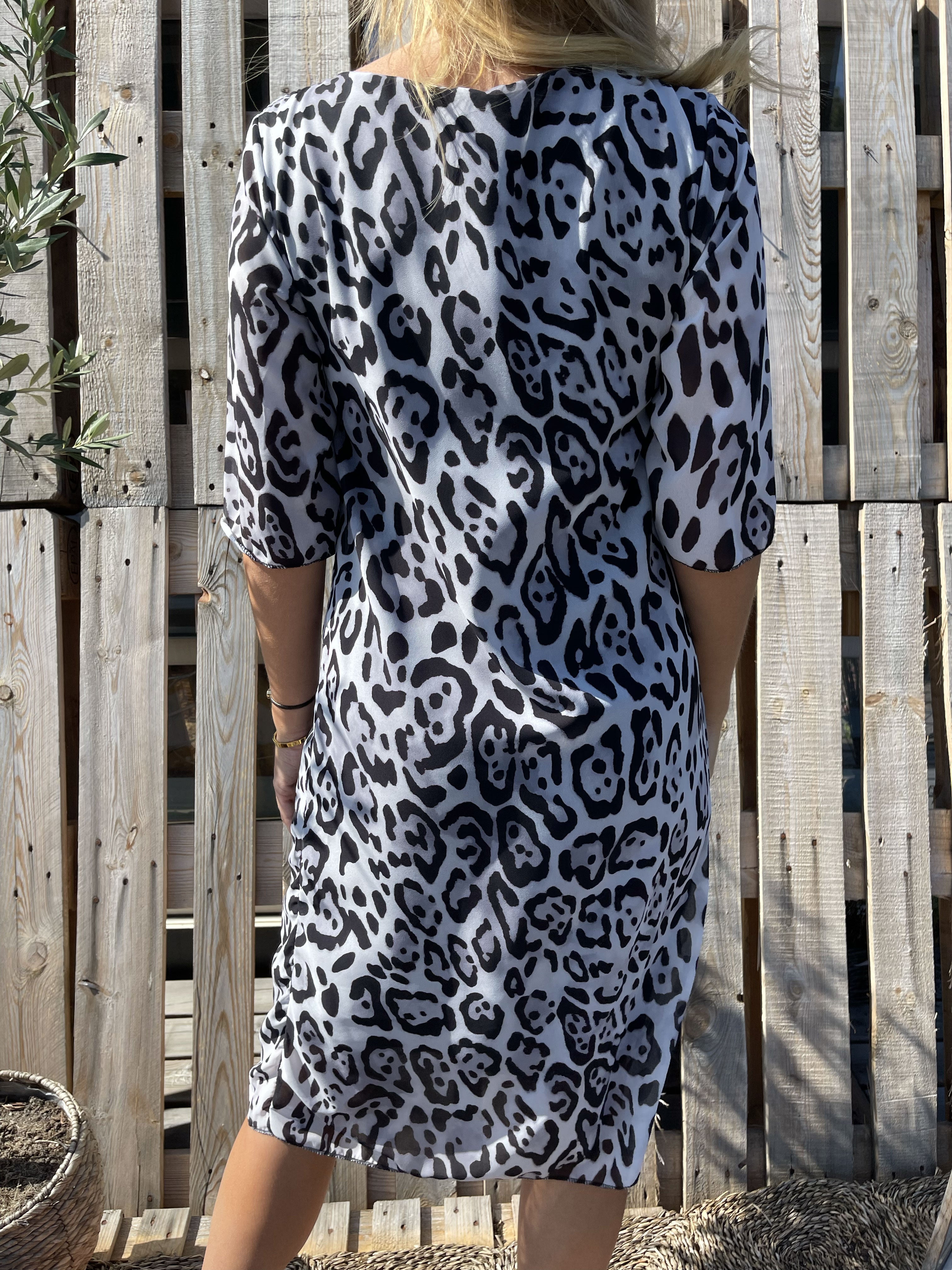 Zion Leo - Plisseret kjole med leopardprint