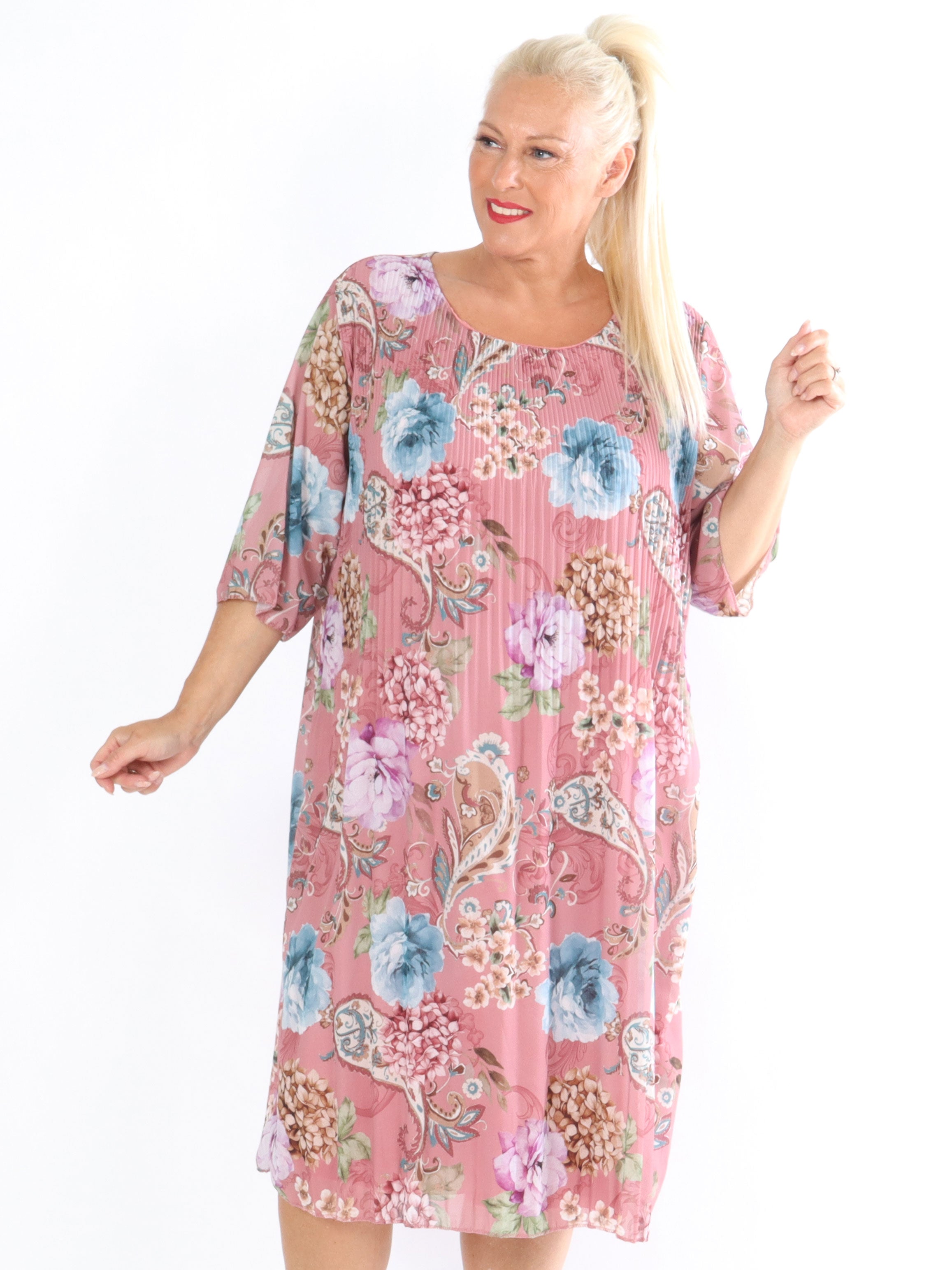 Zion Flower - Plisseret kjole med blomsterprint