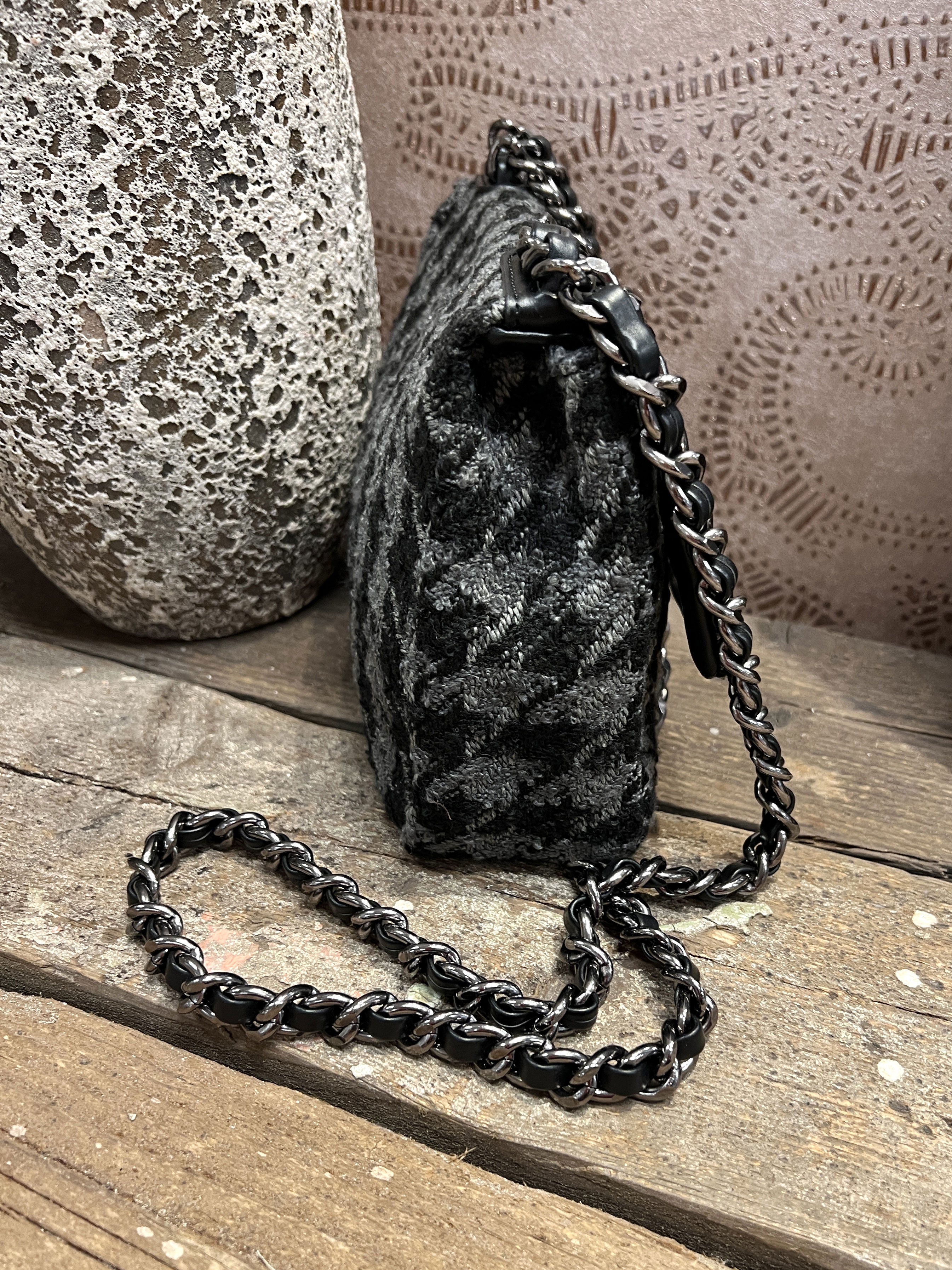 Zoe - Fed ternet taske med kæde