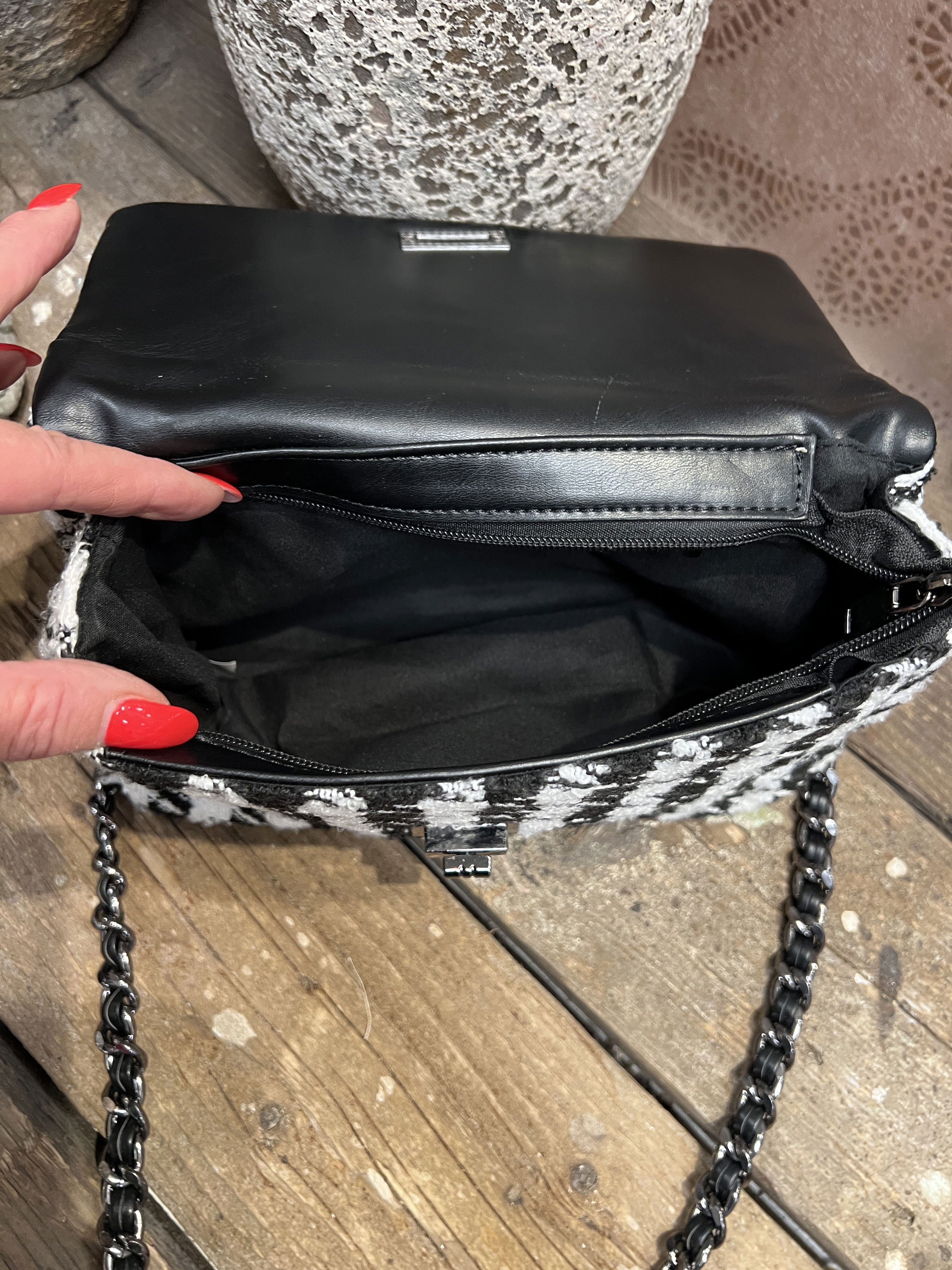 Zoe - Fed ternet taske med kæde