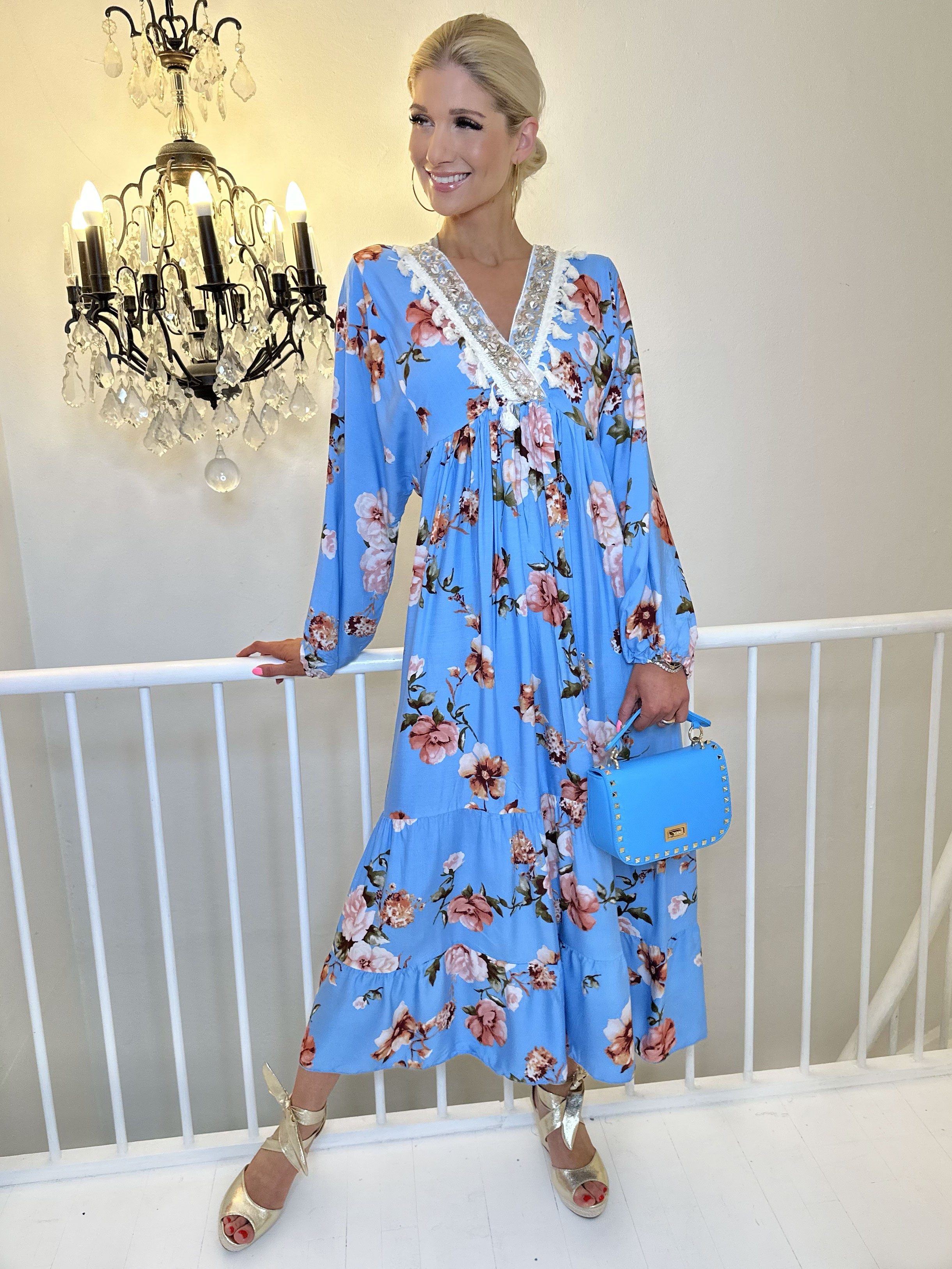 Adelaida Flower - Tunikakjole med musling og frynse detaljer