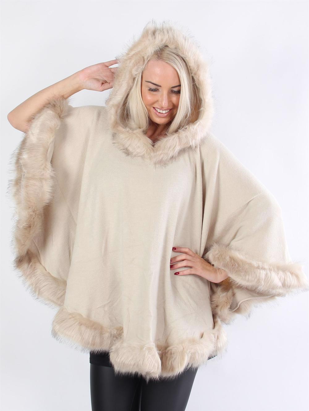 Angeli - Beigefarvet poncho med fakefur og hætte