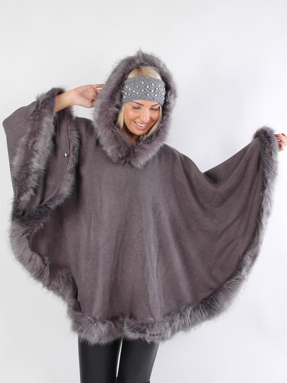 Angeli - Beigefarvet poncho med fakefur og hætte