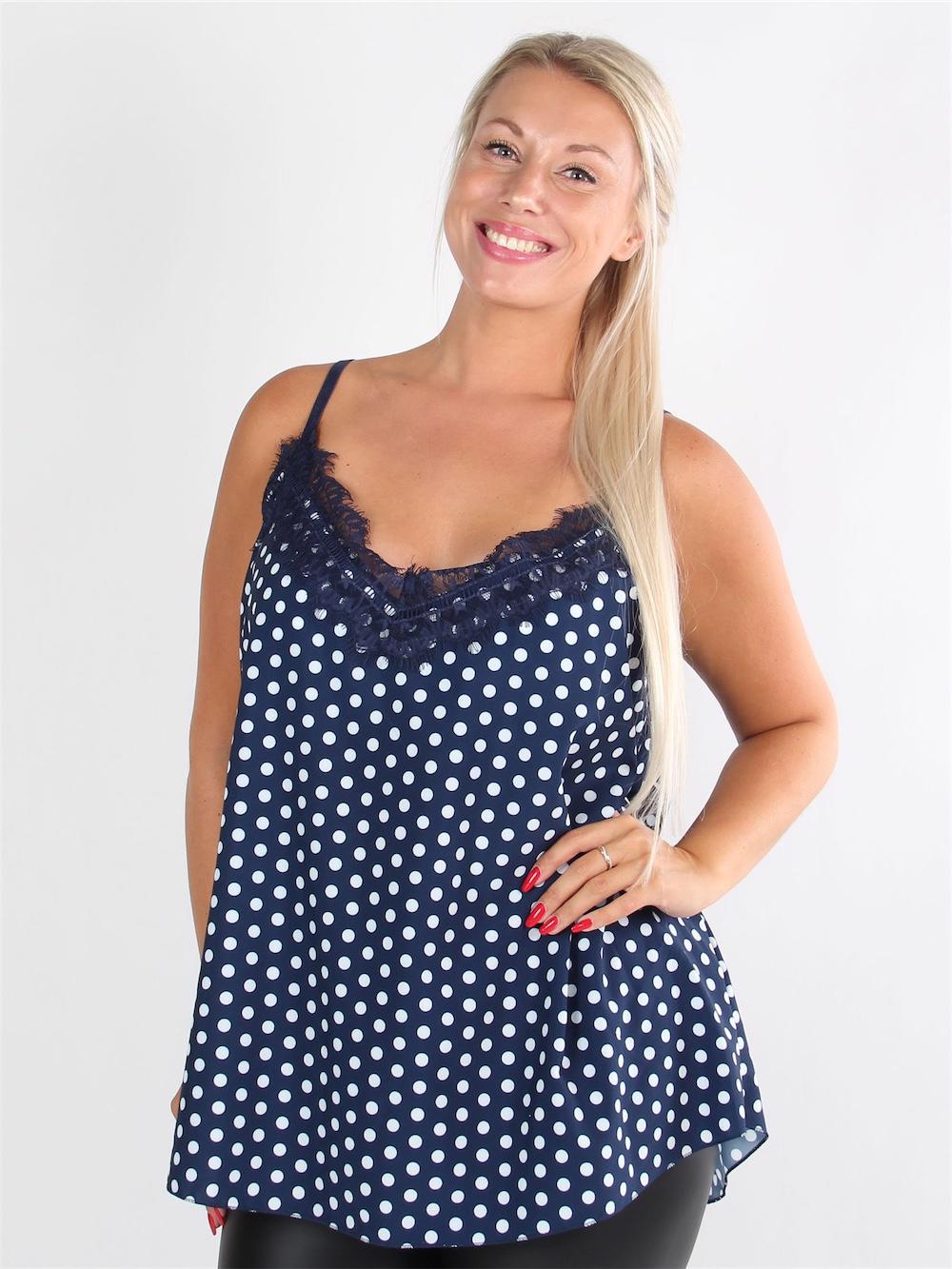 Carmita - Stroptop med blondekant