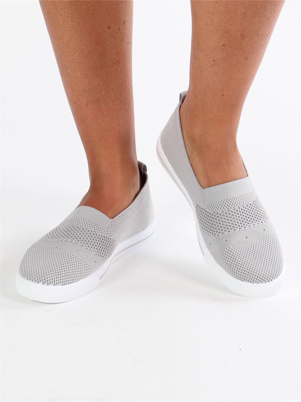 Gotzone - Beigefarvet espadrillos med hvid gummisål