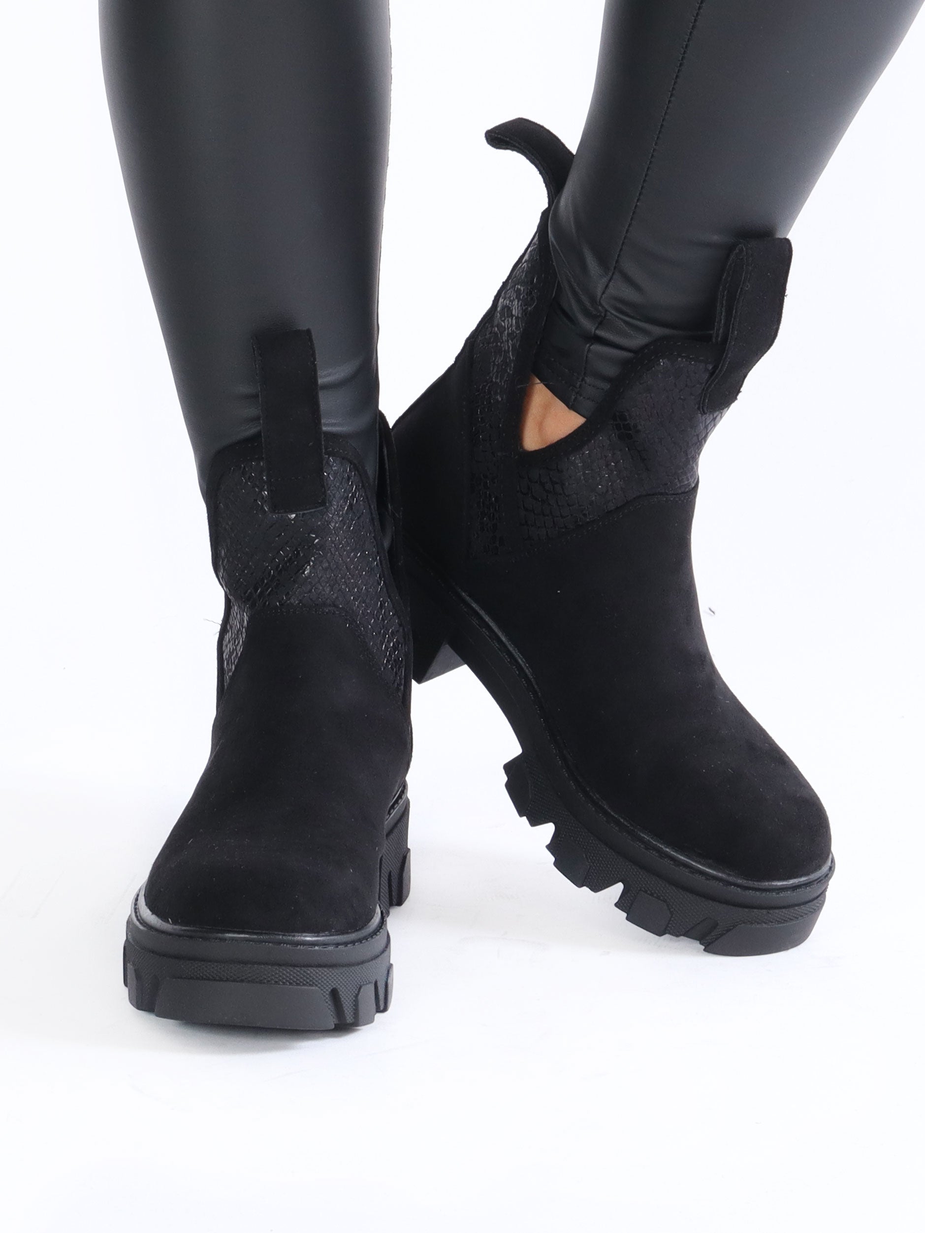 Iliona - Chunky støvler i ruskindslook