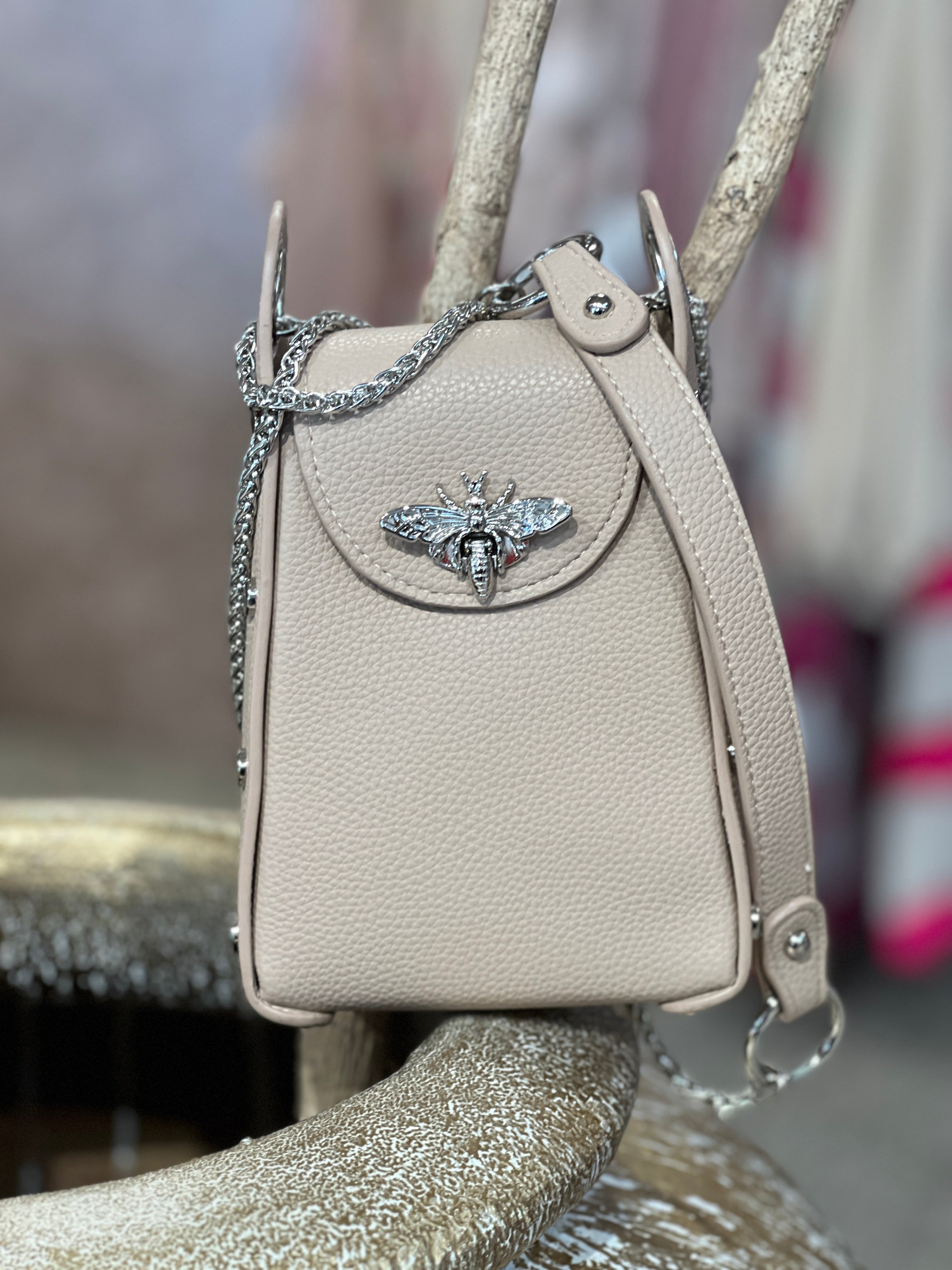 Layla - Cool lille taske med sølv kæde og bi-lukning