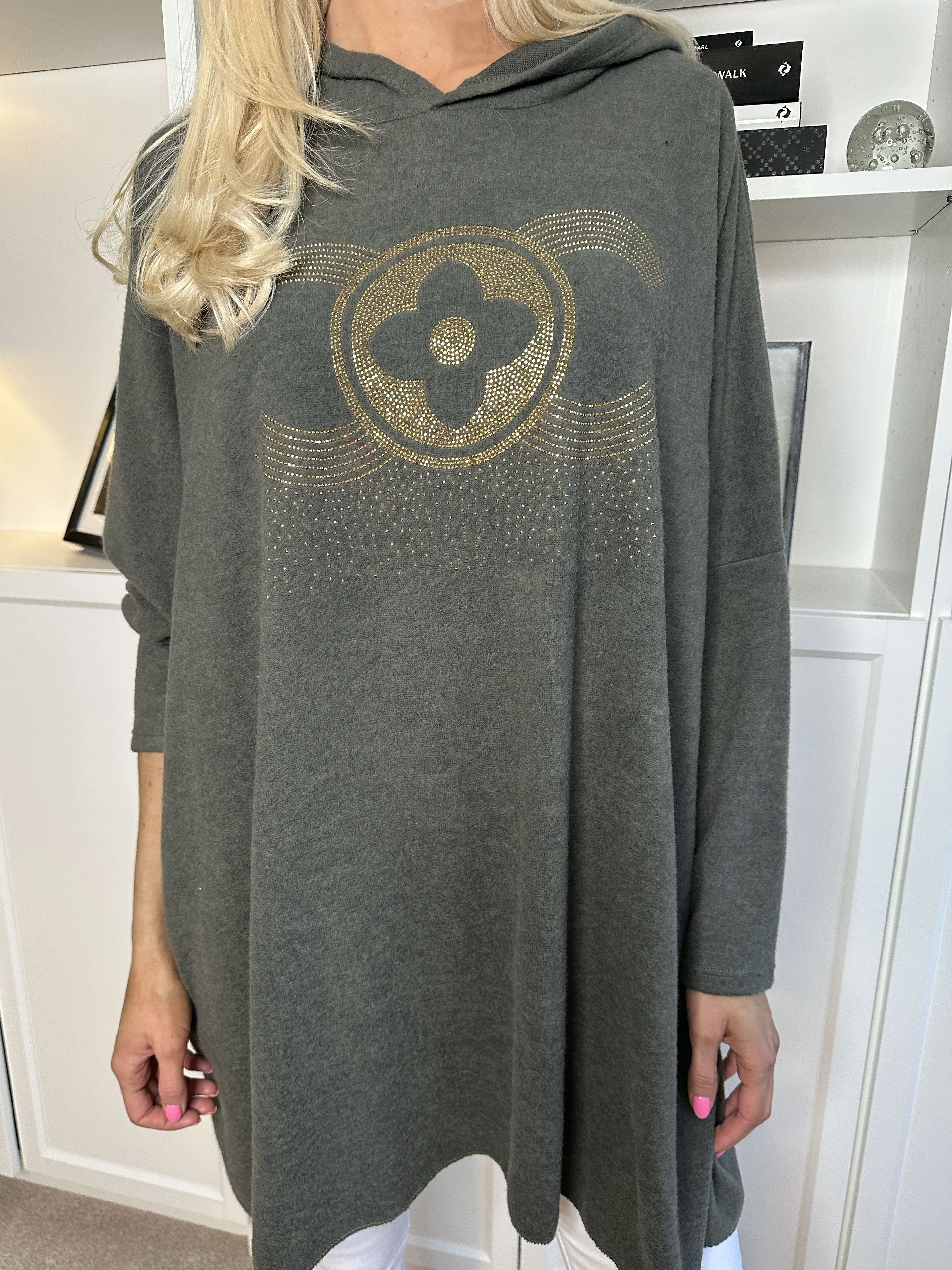 Lilje - Meget blød bluse i viscose med hætte