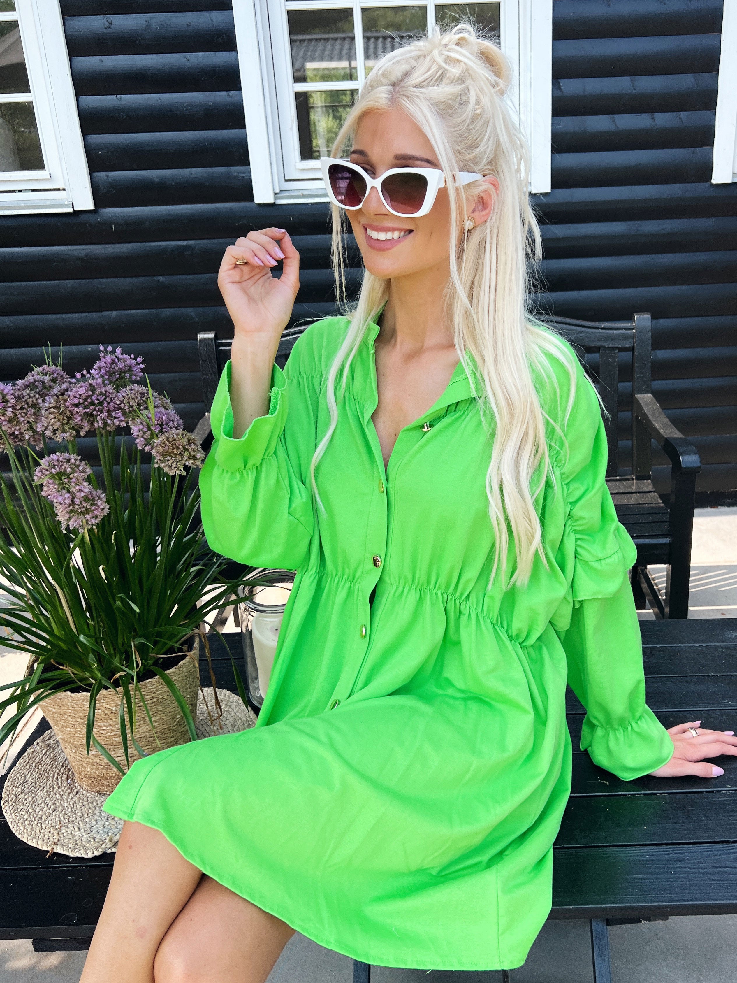 Monica Jersey - Sød joggingkjole med flæser