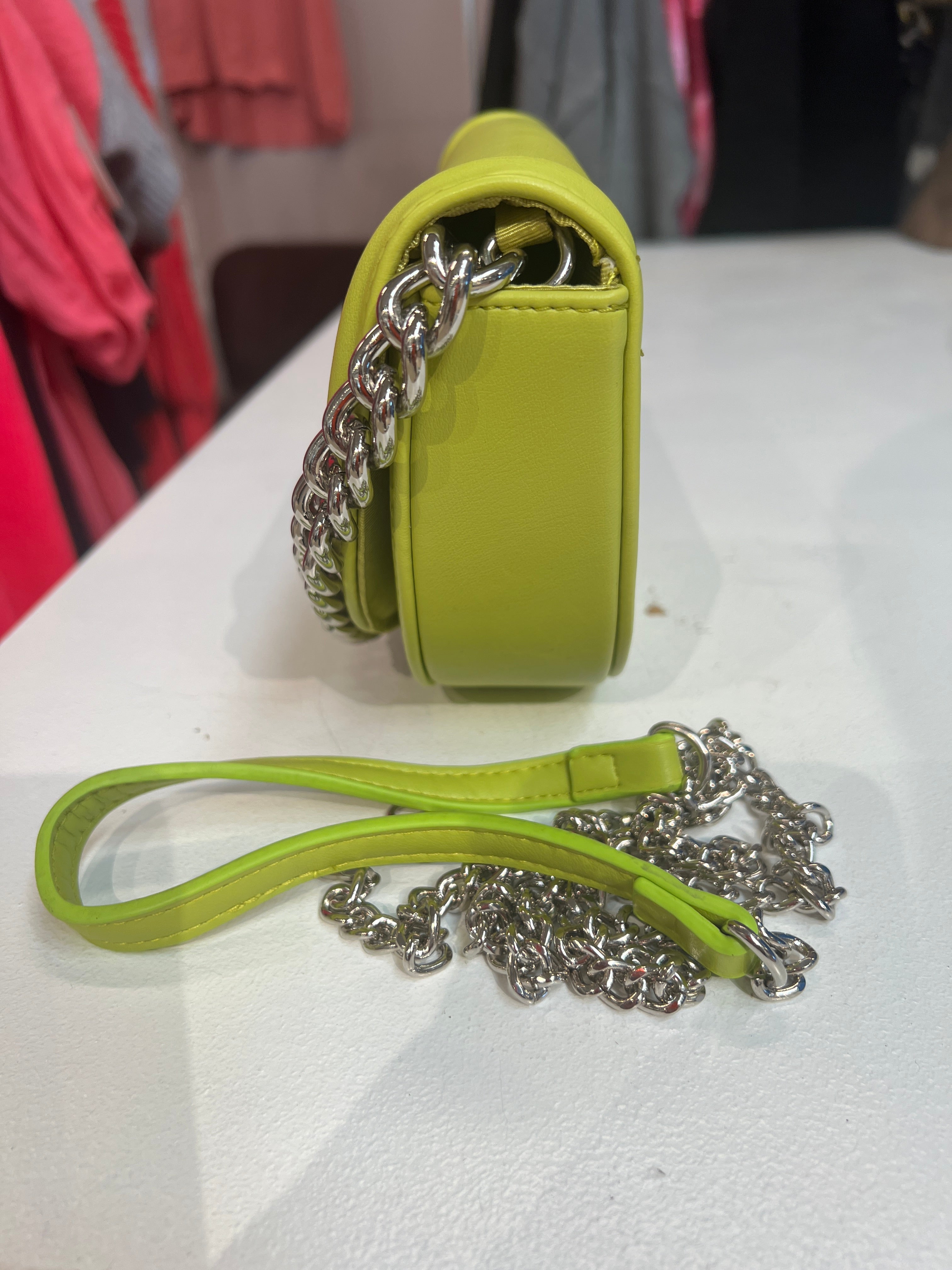 Rose - Lille håndtaske med similitensten og sølv kæde