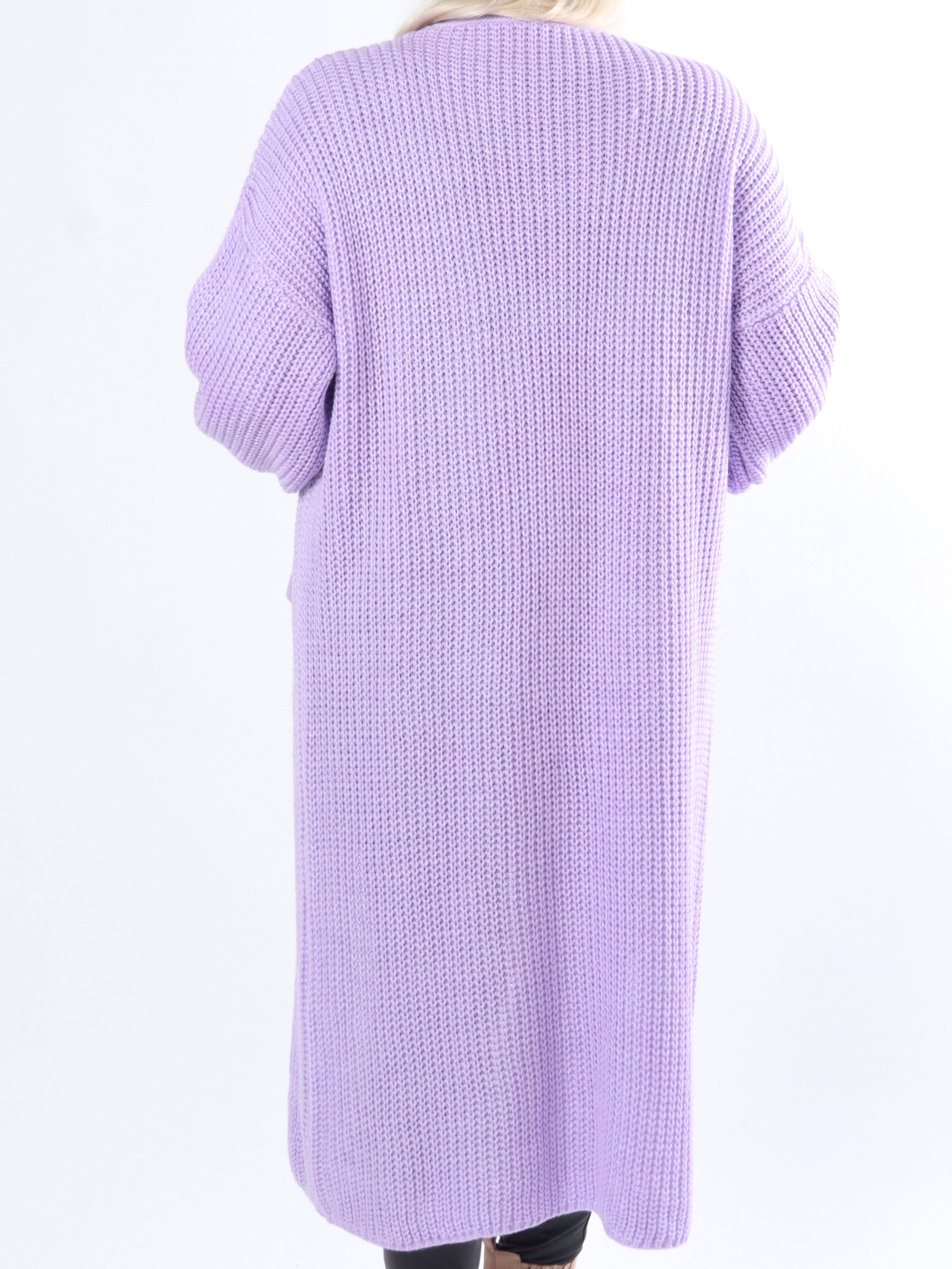 Sally - Plus size strikcardigan med fine ballonærmer